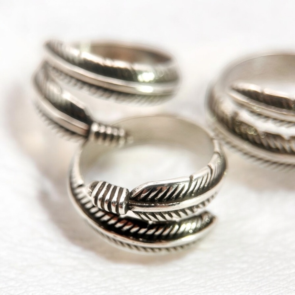 FP Folded Feather Silver Ring - Picture 1 of 5
